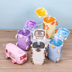 Gobelet créatif en forme de bus de 500 ml pour enfants, tasse à eau portable en PC écologique avec paille, vente en gros - Product Image 2
