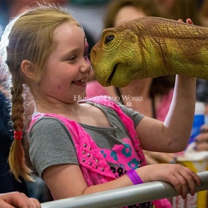 Lifesize Baby Dinosaur Hand <strong>Puppet</strong> of Animatronic <strong>Dragon</strong> for Sale - Product Image 6