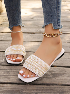 Sandales plates en strass, vente en gros, grandes tailles, en <span class=keywords><strong>cuir</strong></span> PU, tongs pour femmes à une bride, à bout ouvert, pour la plage, avec perles et paillettes - Product Image 5