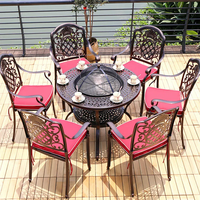 Chaise de cour durable de conception européenne impériale - Aluminium moulé avec embossage de pivoine, pieds tournés pour villa, ferme, extérieur