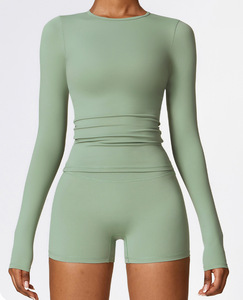 Completo Sportivo Estivo Personalizzato con Logo per <span class=keywords><strong>Donna</strong></span>, Top a Maniche Lunghe e Pantaloncini, Set da <span class=keywords><strong>Palestra</strong></span> - Product Image 1