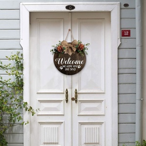 Porta d'ingresso per cani in legno in stile rustico in stile fattoria con cartello dipinto di "benvenuto ai cani" per gli amanti degli animali domestici e gli amici - Product Image 3