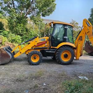 . Chargeuse-pelleteuse JCB 3CX de qualité professionnelle, équipement lourd avec une grande capacité de levage et des performances excellentes - Product Image 1