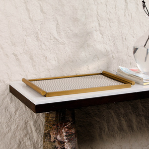 Kimdecor bán buôn sang trọng hiện đại S/S thép & Veneer & MDF trang trí nội thất khay chải vàng hình chữ nhật phục vụ khay - Product Image 3