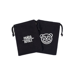Sacs à cordon en toile recyclables personnalisés, noirs, en coton, pour l'emballage et le rangement, impression de logo, tailles personnalisables - Product Image 4