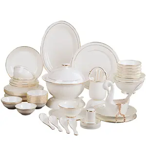 Conjunto de utensílios de mesa de cerâmica de porcelana com borda dourada, prato de porcelana pintado à mão, tigela de sopa e prato com caixa de presente para uso doméstico