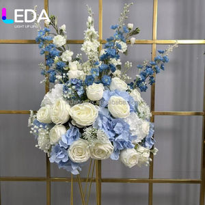 Centros de Mesa de Flores para Boda LEDA, Bola de Flores de Delphinium con Rosas Blancas y Azul Celeste, Centros de Mesa para Boda - Product Image 2