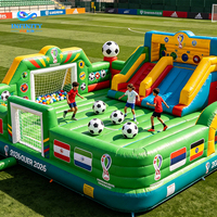Château gonflable de football sur le thème de la Coupe du Monde 2026 avec toboggan, structure de saut gonflable en PVC de qualité commerciale pour événements