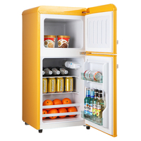 Réfrigérateur rétro esthétique 156L Réfrigérateur rétro intemporel Réfrigérateur de style héritage avec poignée Mini-bar réfrigérateur BCD-156WR