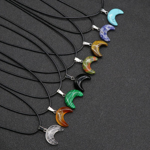 De alta calidad de <span class=keywords><strong>la</strong></span> venta al por mayor animales lindo pequeño encanto de Luna Colgante de Piedra COLLAR COLGANTE - Product Image 4
