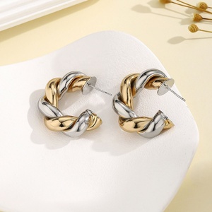 Pendientes de Aleación de Zinc Chapados en Oro de 18K, Estilo Europeo Americano, Modernos, Unisex, Geométricos, Adornados con Diamantes - Product Image 6