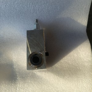Soupape de décharge Hyundai 31QB-20300, contrôle de pression pour excavatrice 485-9t - Product Image 2