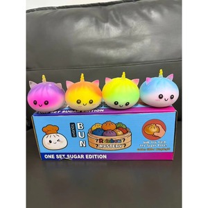 Peluche Licorne Violette Géante, Douce et Moelleuse, à Rebond Lent, Jouet Anti-Stress en Forme d'Aliment pour Enfants, Unisexe, Vente en Gros - Product Image 6
