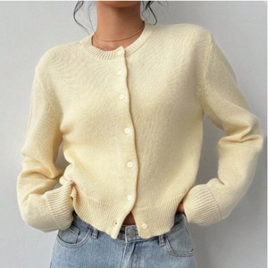 <span class=keywords><strong>Cardigan</strong></span> corto con collo a girocollo <span class=keywords><strong>giallo</strong></span> lavorato a maglia con <span class=keywords><strong>Cardigan</strong></span> corto con bottone Casual Chic per la primavera autunnale - Product Image 4