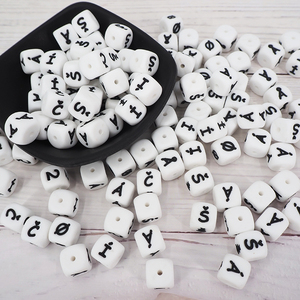 Oferta Especial: Cuentas de Silicona Cuadradas de 12mm Libres de BPA para Hacer Collares y Colgantes DIY con Letras del Alfabeto, Ideales para Bebés - Product Image 3