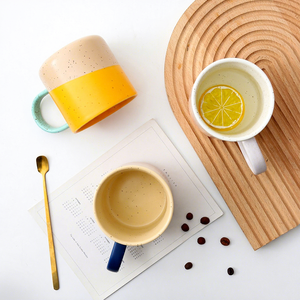 Tasses en porcelaine personnalisées à pois colorés, haute valeur esthétique, style coréen, cadeau de café pour couple, compatibles micro-ondes - Product Image 3