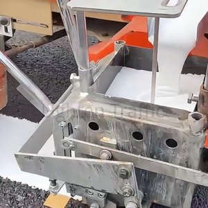 סימון כביש מקצועי צבע נמס חם | מתאים לכבישים ולכבישים עירוניים - Product Image 1