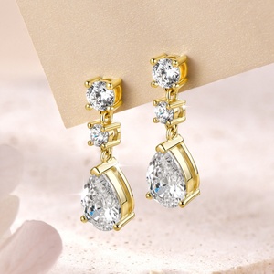 Pendientes de Moda con Circonita y Baño de Oro de 14k, Elegantes y Únicos, con Corte de Pera de 7*10mm, Estilo Gota de Agua, para San Valentín, Venta al Por Mayor - Product Image 6