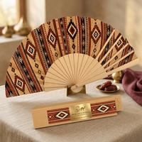 Éventail en bois de Paulownia imprimé sur mesure avec ouverture fluide - Souvenir du patrimoine du Moyen-Orient pour promotion d'entreprise