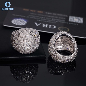 Anillo con Piedra Central Ovalada de Moissanita VVS Certificada por GRA, Plata de Ley 925, Completamente Adornado con Diamantes Baguette, Joyería Fina Estilo Hip Hop - Product Image 3