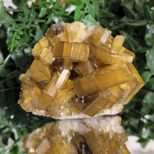 Vente en gros CrystalHola : Magnifique cluster de quartz jaune brillant sculpté en barite rare, artisanat minéral Feng Shui, idéal pour les cadeaux parfaits - Product Image 4