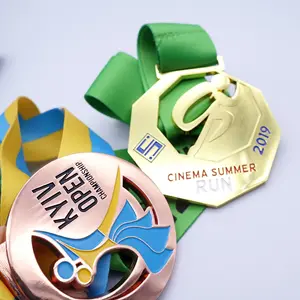 Business Medals Customized Logos Round Shape Zinc Alloy Die Cut Football Enamel Medal Artificial Folk Arts And Crafts Supplies