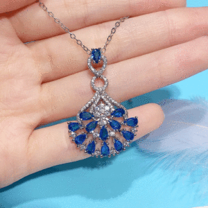 Collier pendentif de luxe pour femme, chaîne à breloques avec pierre bleue étincelante et complexe - Product Image 2