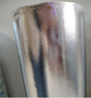 Rouleau d'isolation de toiture de haute qualité en aluminium composite bloquant les radiations et en tissu non tissé