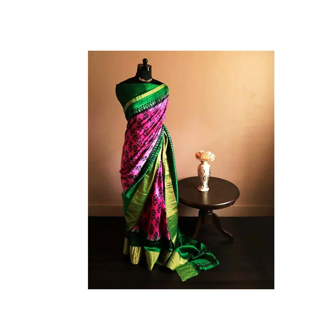 Saree en soie Pure Duppion imprimé de bloc de main de meilleure qualité avec conception de bordure pour les saris de bureau et de fête des filles