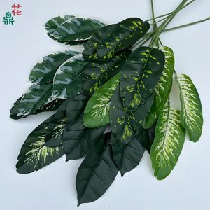 Plantes vertes artificielles à 5 branches, fleurs décoratives pour mariage, extérieur et maison, sans entretien - Product Image 2