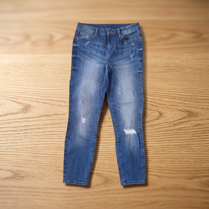 Jean en denim déchiré et délavé coupe droite pour homme, taille mi-haute, coupe ajustée, décontracté, en coton, bleu délavé, style printemps - Product Image 4