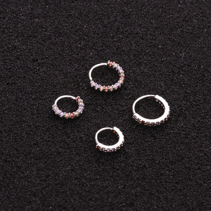 <span class=keywords><strong>Orecchini</strong></span> a cerchio piccoli Huggies semplici da ragazza adorabili arcobaleno magro Boho <span class=keywords><strong>orecchini</strong></span> classici minimali affascinanti <span class=keywords><strong>orecchini</strong></span> a cerchio sottili regalo - Product Image 6