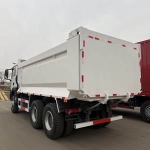 Camion Ribaltabile Diesel Sinotruk HOWO Tx 6X4 Usato, Guida a Sinistra, Emissioni Euro 2, 10 Pneumatici - Product Image 4