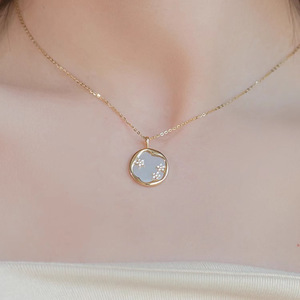 สร้อยคอฝังดาวเปลือกหอยสีขาวเวอร์ชันเกาหลีสร้อยคอแฟชั่นแบบเฉพาะกลุ่มสำหรับผู้หญิงโซ่กระดูกไหปลาร้าระดับไฮเอนด์อเนกประสงค์ - Product Image 3