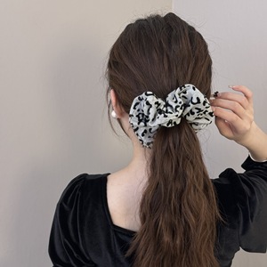 Cravate pour cheveux gros intestin en <span class=keywords><strong>daim</strong></span> imprimé léopard, cravate pour cheveux tête boule féminine, cravate pour cheveux corde tête queue <span class=keywords><strong>de</strong></span> cheval polyvalente - Product Image 4