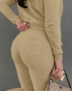 <span class=keywords><strong>Tuta</strong></span> da <span class=keywords><strong>donna</strong></span> in 3 pezzi per abbigliamento da salotto con tessuto termico ricamato per pantaloni da Joggers con Logo personalizzato <span class=keywords><strong>tuta</strong></span> da notte per la casa - Product Image 5