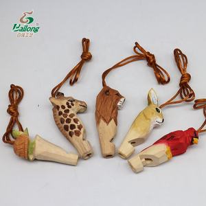 Fischietto in Legno Intagliato a Forma di Animale 3D Souvenir di Montagna Idea Regalo in Pronta Consegna - Product Image 1
