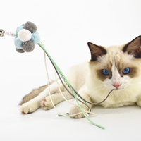 Usine directe nouveau dessin animé chat taquineries ensemble PVC fée cloches et plumes colorées résistant aux rayures résistant aux morsures chat jouets