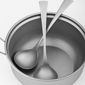 Vaisselle d'extérieur Accessoires de camping Cuisine de camping Cuillère à soupe en titane pur Ménage à long manche Cuillère à soupe de camping en plein air - Product Image 6