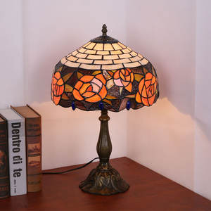 Lampe de table de style rétro européen, design flexible en verre teinté avec des roses, pour salon, salle à manger, chambre à coucher, chevet, décoration de bureau - Product Image 5