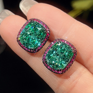 Conjunto de Collar y Pendientes de Cobre Ecológico con Circonita Cúbica Verde Esmeralda de 15*20MM, Diseño de Nido de Pájaro, para una Elegancia Atemporal - Product Image 5