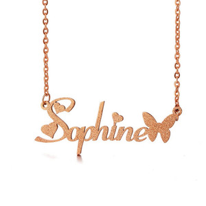 Collar con Nombre de Mariposa de Acero Inoxidable con Efecto Brillante, Chapado en Oro de 18K PVD, Collares con Nombre Personalizado - Product Image 5