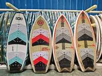 Planche de surf personnalisée en Offre Spéciale fibre de carbone planche de wake en mousse EPS de qualité supérieure planche en fibre de verre époxy de qualité supérieure pour le surf