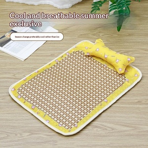 Tapis rafraîchissant d'été Delang pour animaux de compagnie, lit respirant en tissu pour chiens et chats avec design nid, livraison disponible - Product Image 3