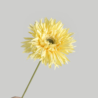 Simulasi Bunga Gerbera Daisy Gaya Korea Tangkai Tunggal, Dekorasi Rumah Sederhana, Simulasi Bunga Frangipani Gebera Kecil Segar