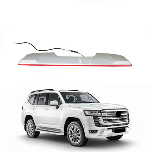 TUCCI voiture aileron arrière pour Land Cruiser 300 avec lumière toit <span class=keywords><strong>Spiler</strong></span> LC300 2022 Auto accessoires en plastique moulage par soufflage - Product Image 1