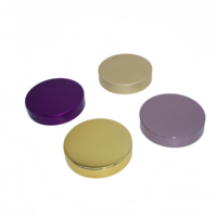 Approvisionnement d'usine 53-400 couvercles à vis en aluminium cosmétiques en or lisse pour bouteille de pot de crème en plastique en verre