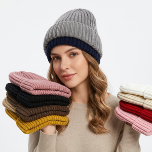 Bonnet unisexe côtelé à revers plié, fabriqué à Taïwan, écologique, pour toutes les générations, idéal pour l'hiver - Product Image 1