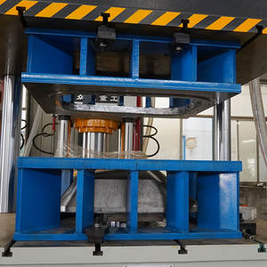 Presse hydraulique à 4 colonnes de 315 tonnes pour la fabrication de plateaux/chariots à main, ligne de production à vendre - Product Image 4