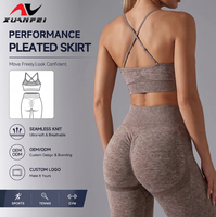Ensembles de sport et de yoga en tricot sans couture pour la vente en gros, comprenant un soutien-gorge de yoga moulant et des leggings taille haute effet push-up, personnalisables